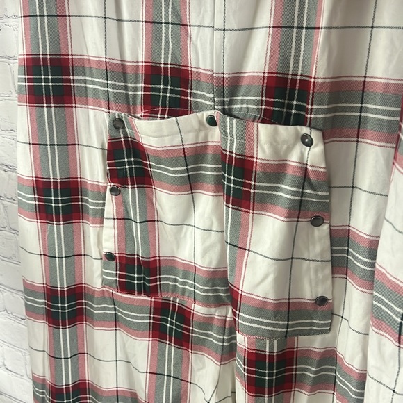 2X Hearth & Home with Magnolia TRAP DOOR onsie pajamas. Lightweight NWOT - Picture 3 of 4